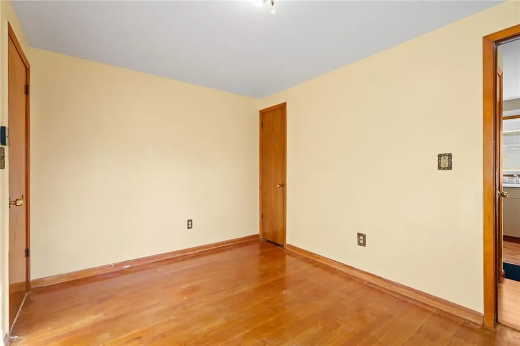 251 Mountain View Avenue Wallkill NY 12589