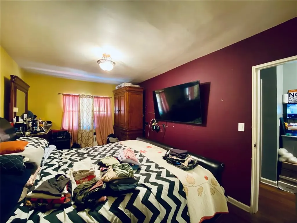 4228 Murdock Avenue Bronx NY 10466