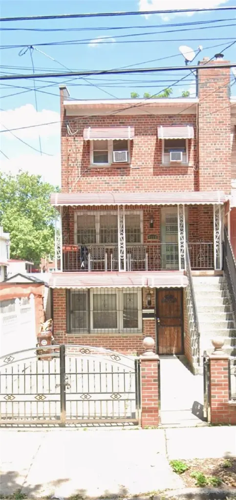 4228 Murdock Avenue Bronx NY 10466