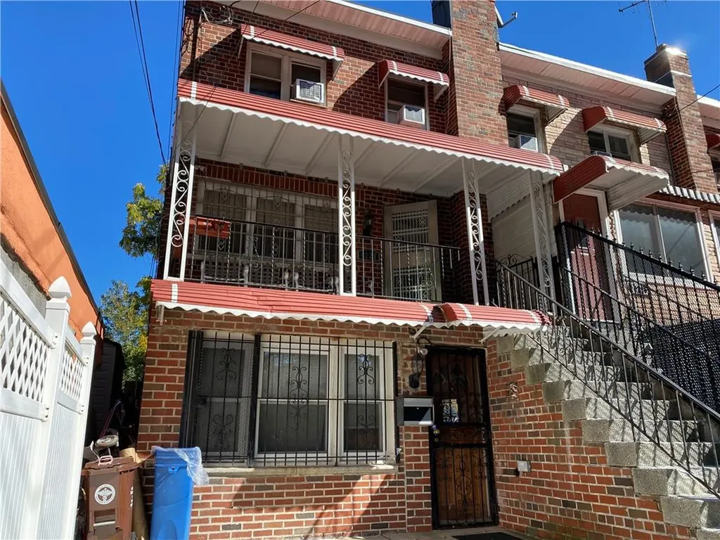 4228 Murdock Avenue Bronx NY 10466