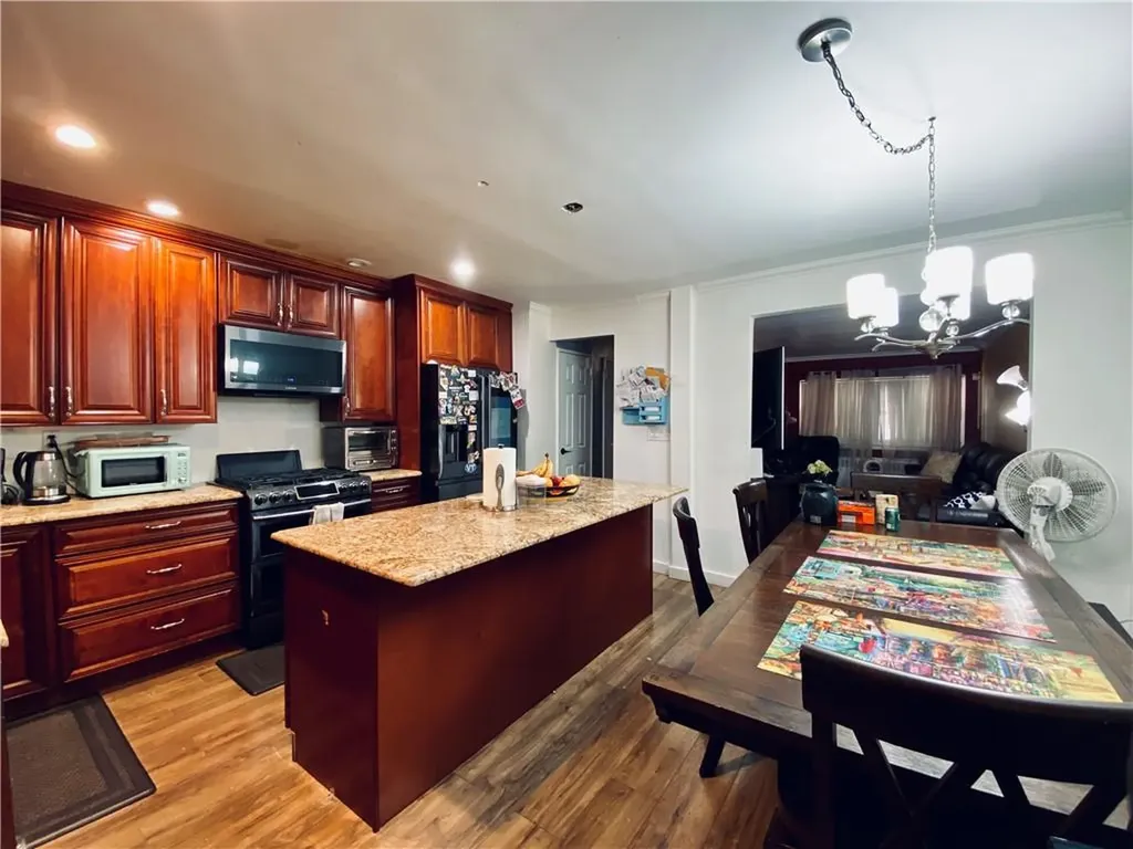 4228 Murdock Avenue Bronx NY 10466
