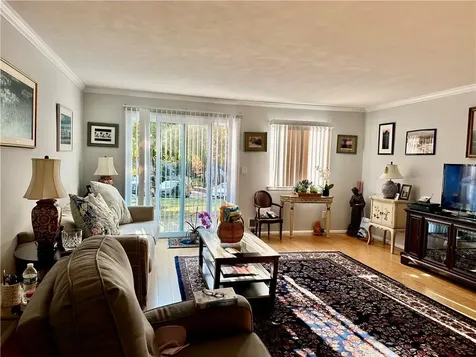 145 Flintlock Way Yorktown Heights NY 10598