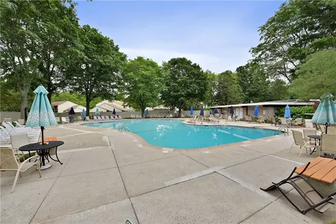 145 Flintlock Way Yorktown Heights NY 10598