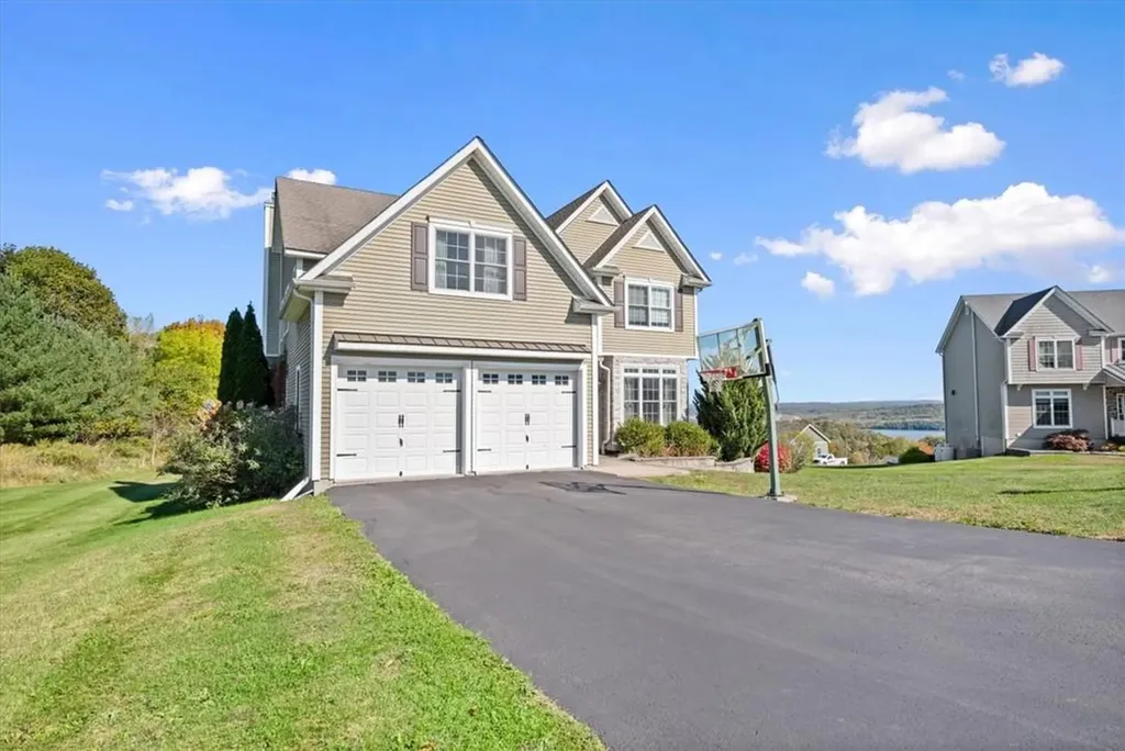 5 Summit Drive Marlboro NY 12542