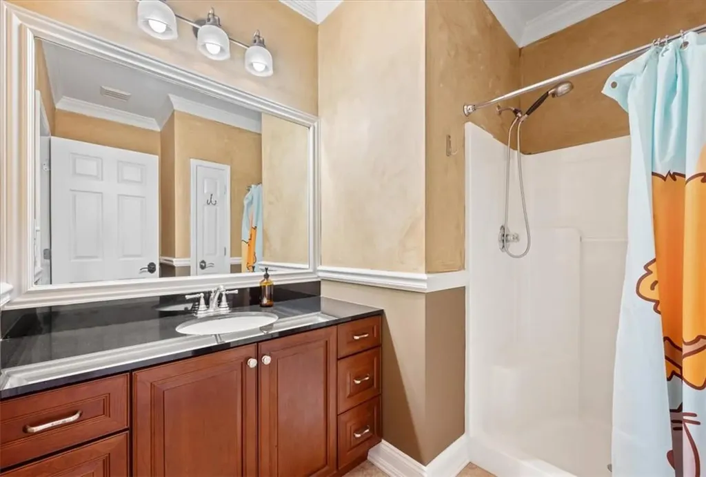 5 Summit Drive Marlboro NY 12542