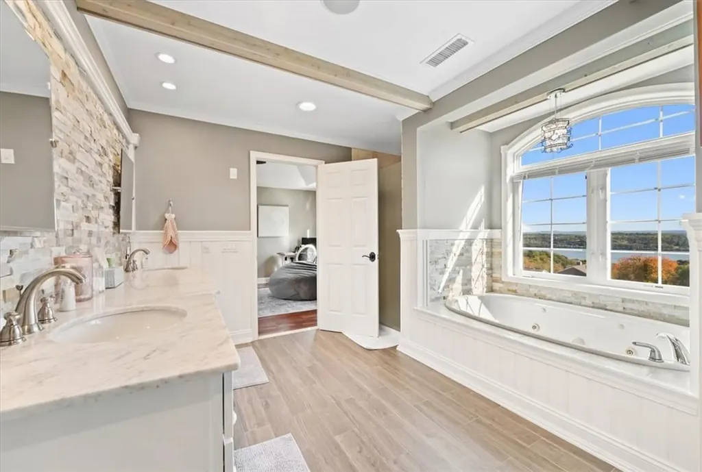 5 Summit Drive Marlboro NY 12542