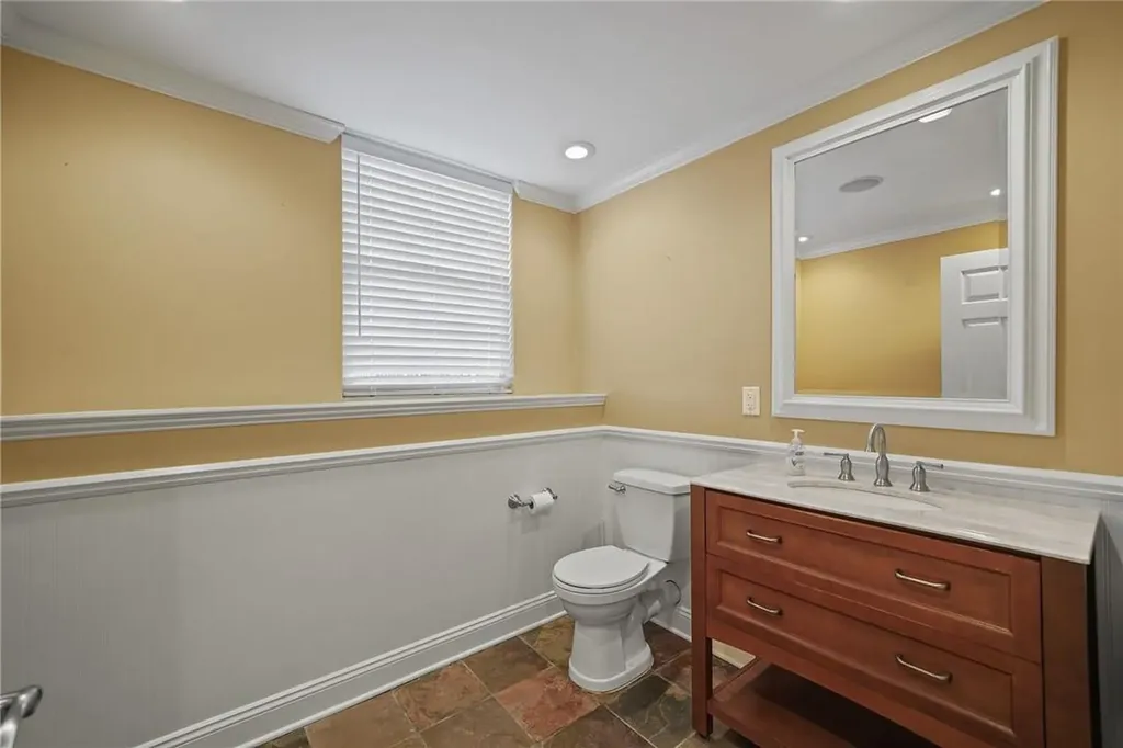 5 Summit Drive Marlboro NY 12542