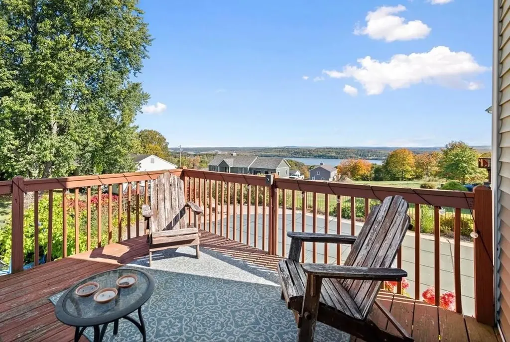 5 Summit Drive Marlboro NY 12542