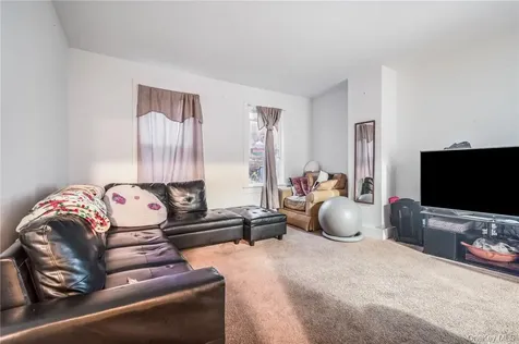 865 Commerce Street Thornwood NY 10594
