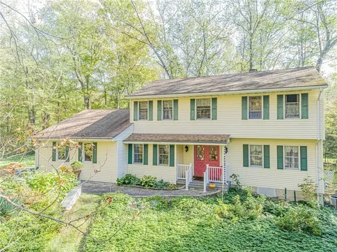 26 Matuk Drive Hyde Park NY 12538