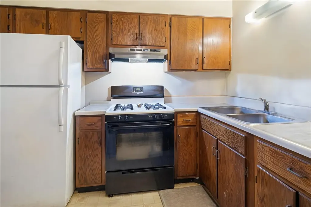 2026 Caesar Place Bronx NY 10473