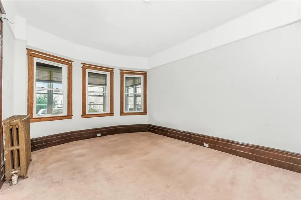 319 East 235th Street Bronx NY 10470