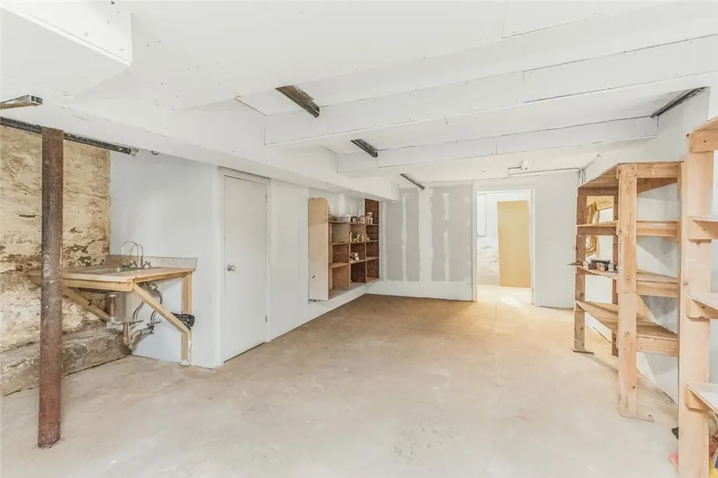 319 East 235th Street Bronx NY 10470