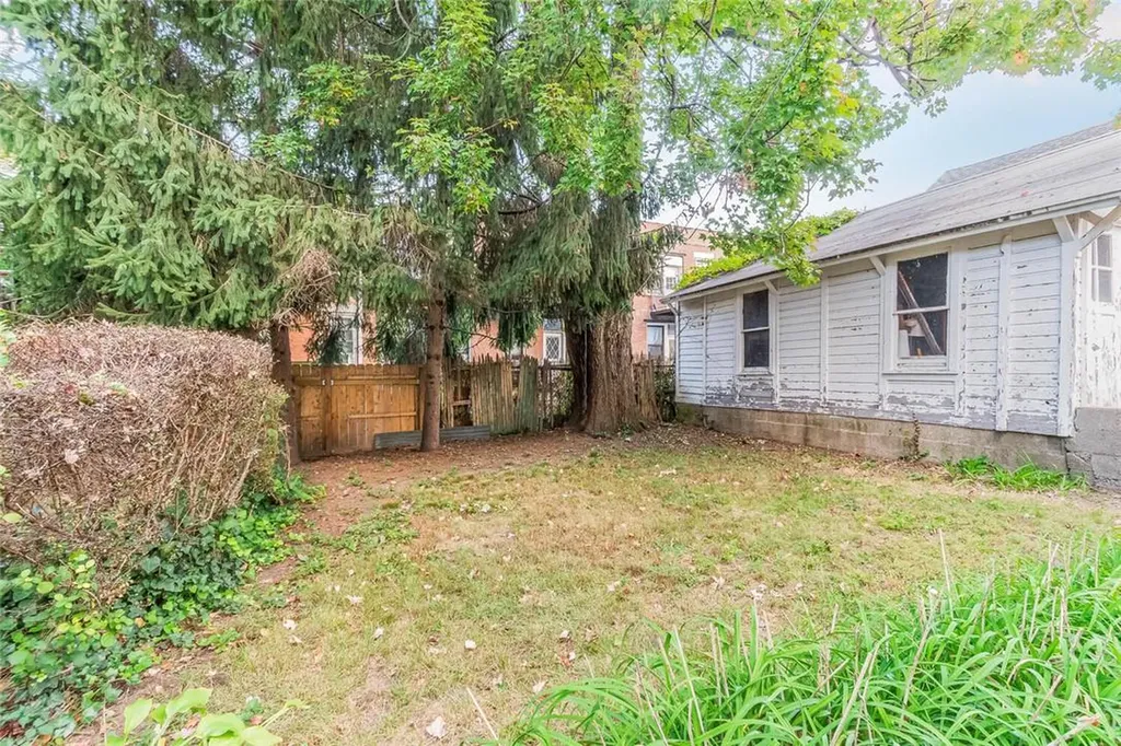 319 East 235th Street Bronx NY 10470