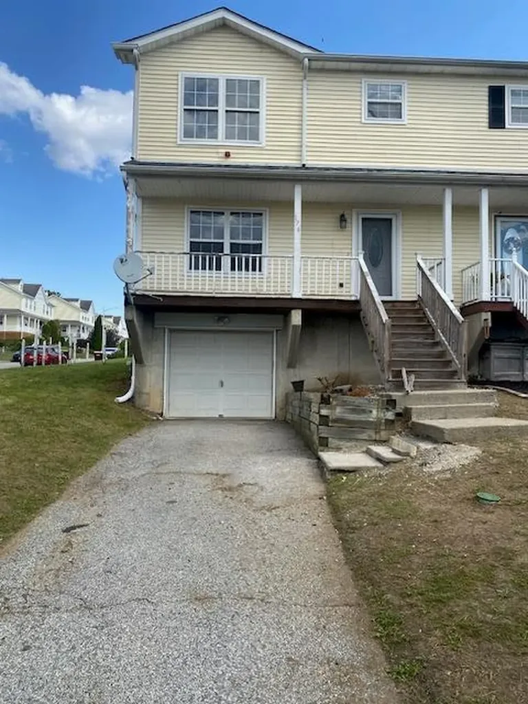 176 Darin Road Warwick NY 10990
