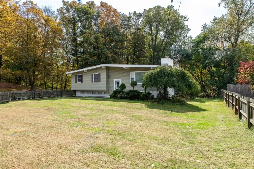 18 Toomey Drive Poughkeepsie NY 12603