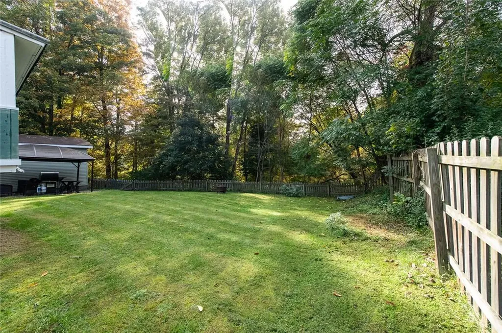 18 Toomey Drive Poughkeepsie NY 12603