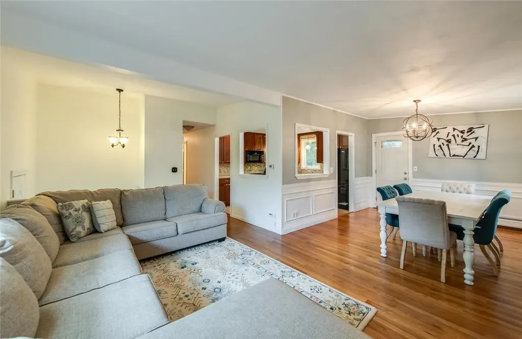 18 Toomey Drive Poughkeepsie NY 12603