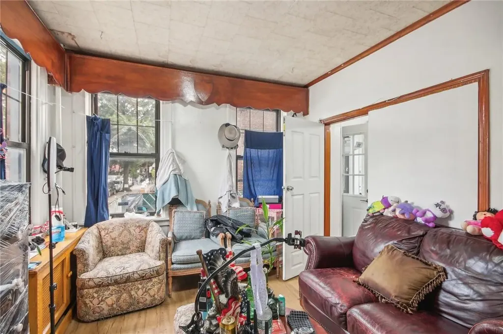 8464 86th Avenue Woodhaven NY 11421