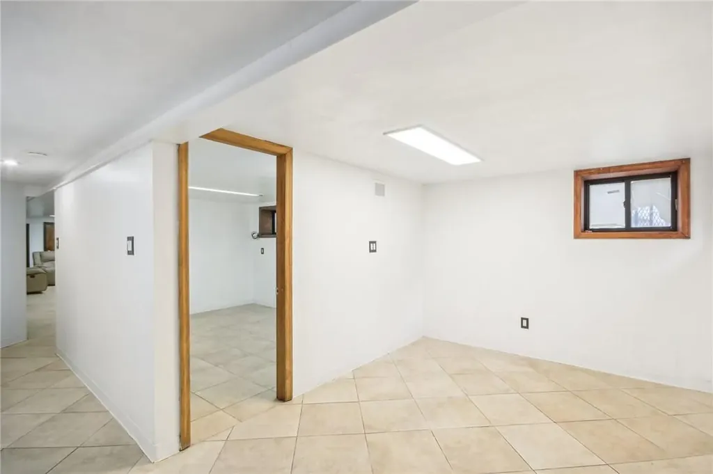 8464 86th Avenue Woodhaven NY 11421