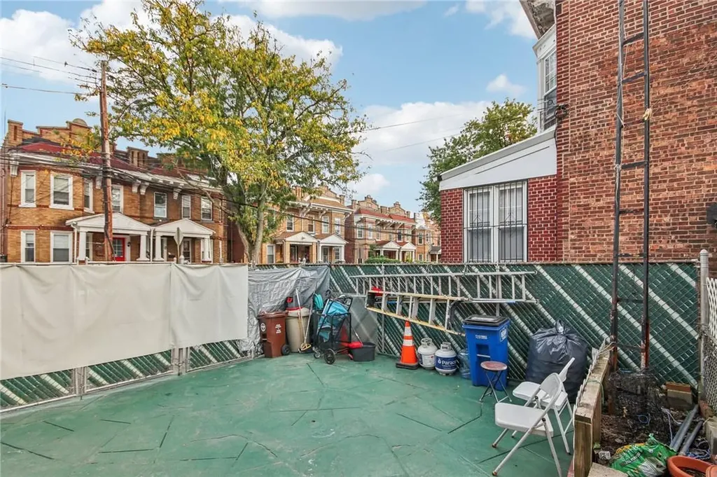 8464 86th Avenue Woodhaven NY 11421