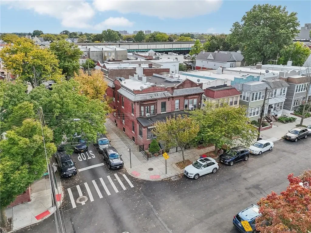 8464 86th Avenue Woodhaven NY 11421