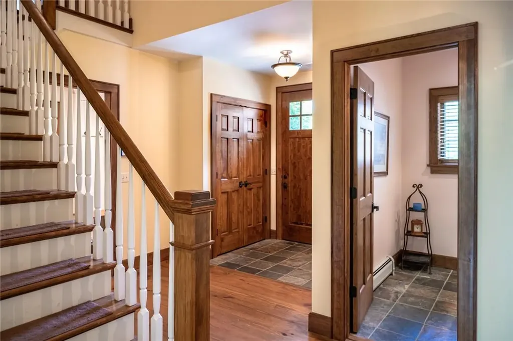 13-15 Sickletown Road Pearl River NY 10965