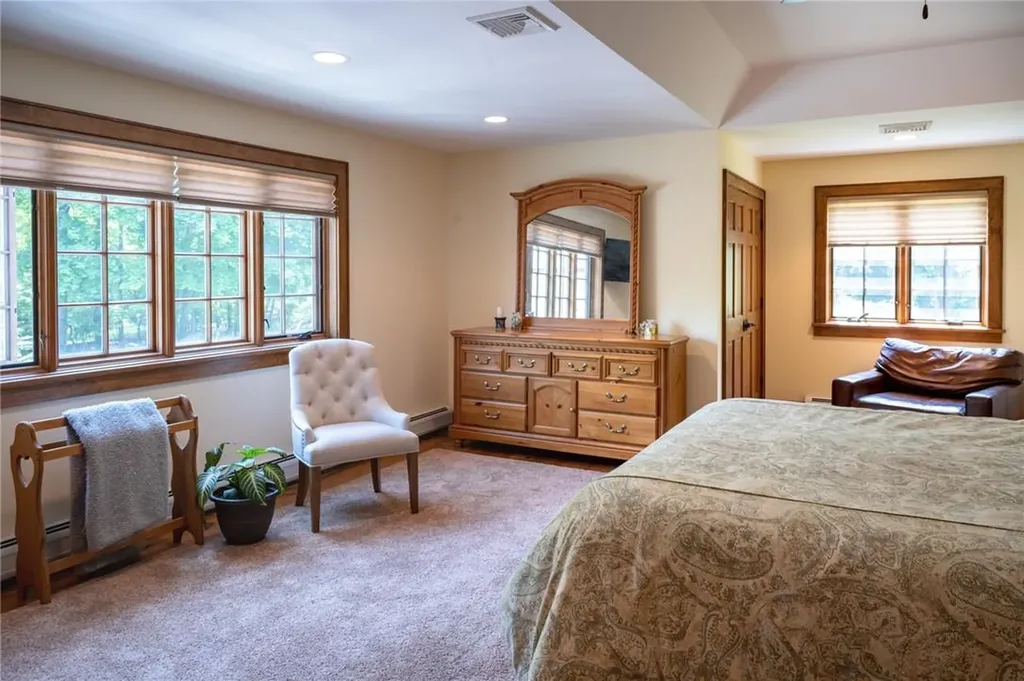 13-15 Sickletown Road Pearl River NY 10965