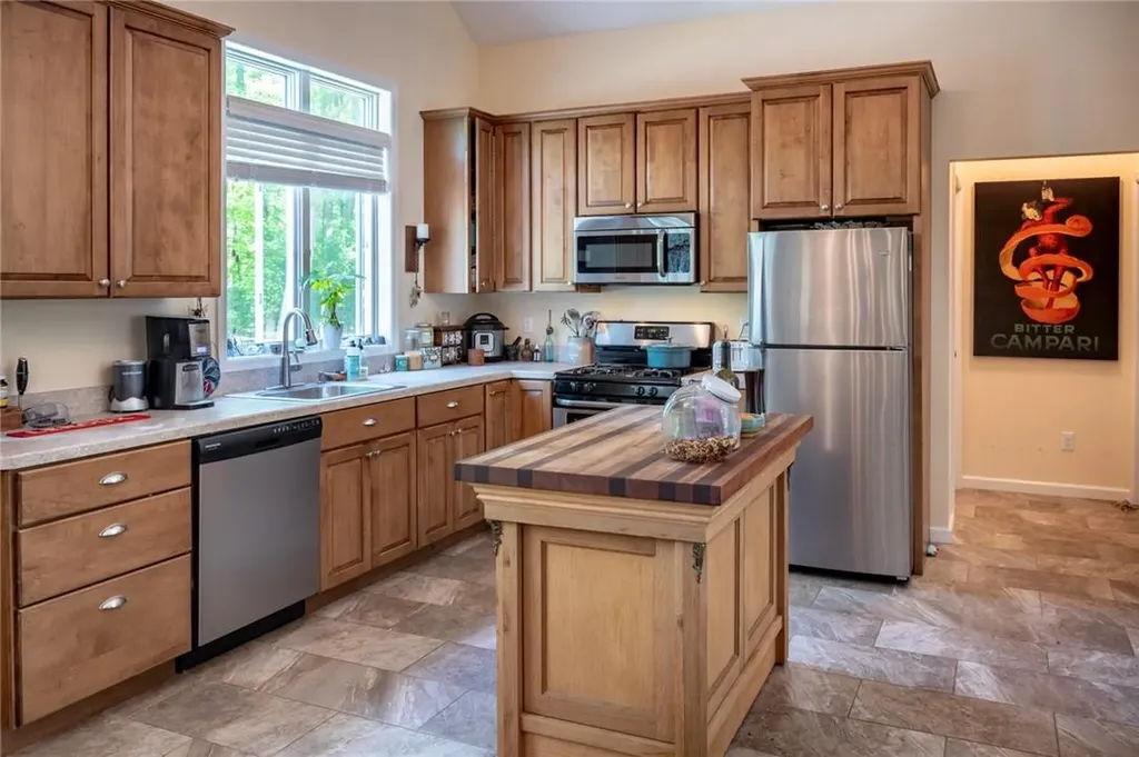 13-15 Sickletown Road Pearl River NY 10965