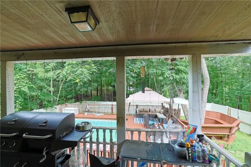 2 Roland Terrace Poughkeepsie NY 12603