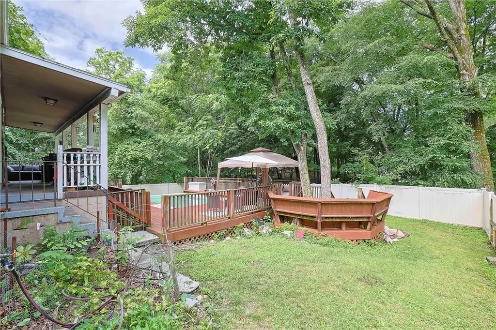 2 Roland Terrace Poughkeepsie NY 12603