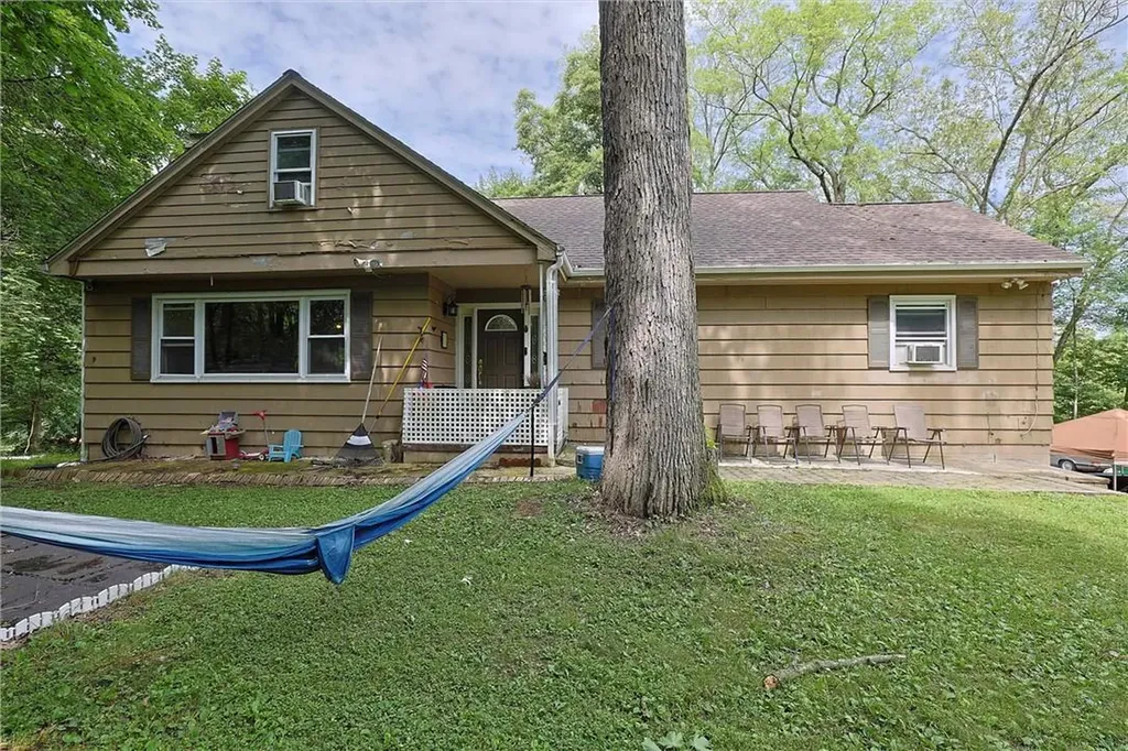 2 Roland Terrace Poughkeepsie NY 12603