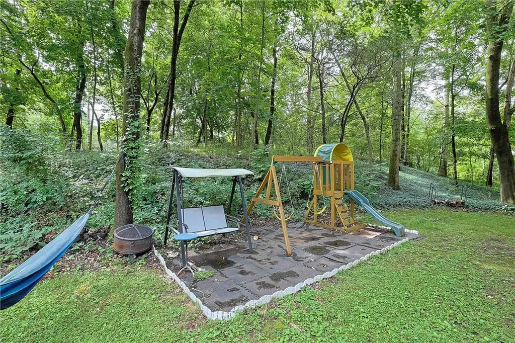 2 Roland Terrace Poughkeepsie NY 12603