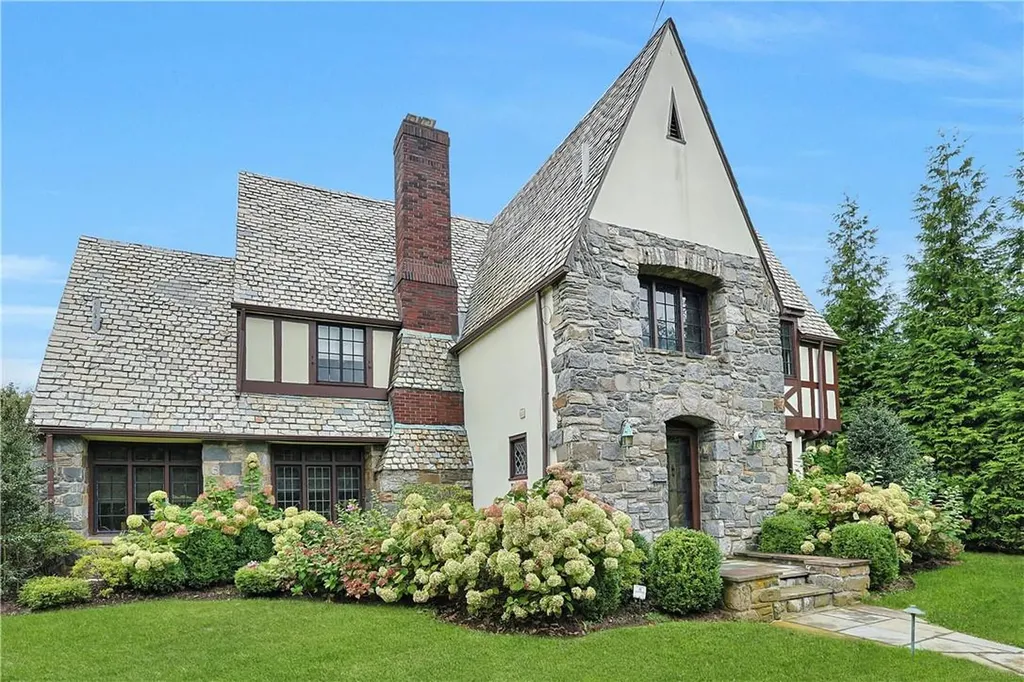 20 Tintern Lane Scarsdale NY 10583