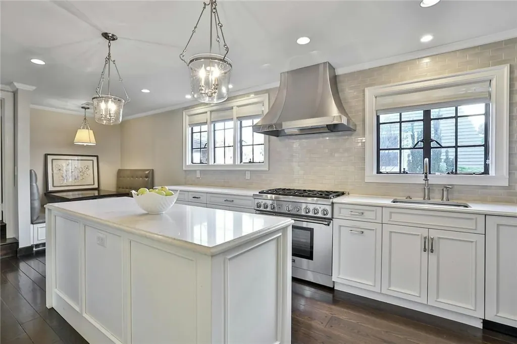 20 Tintern Lane Scarsdale NY 10583