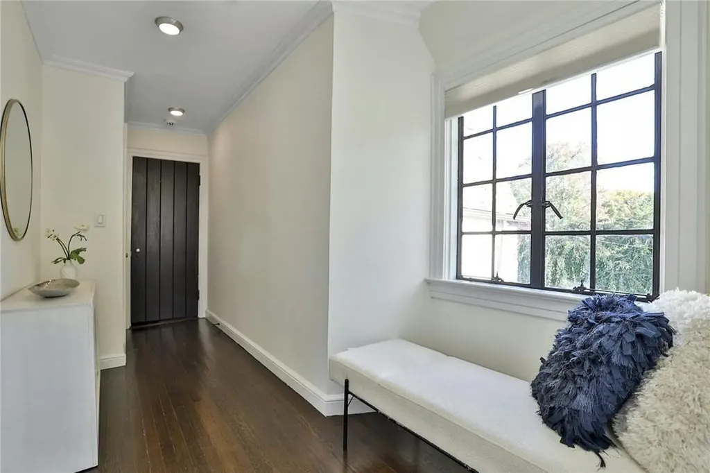 20 Tintern Lane Scarsdale NY 10583