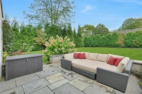 20 Tintern Lane Scarsdale NY 10583