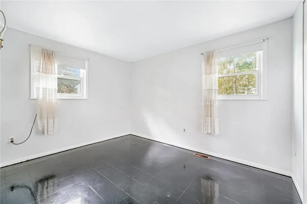 2 Sarah Drive Warwick NY 10990