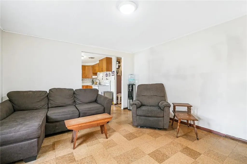 2 Sarah Drive Warwick NY 10990