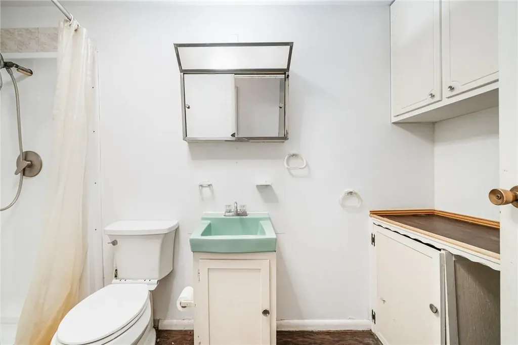 2 Sarah Drive Warwick NY 10990