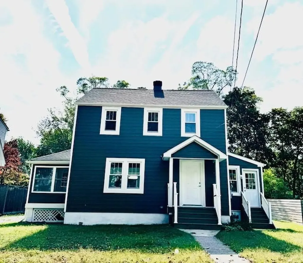 31 W Center Street Beacon NY 12508