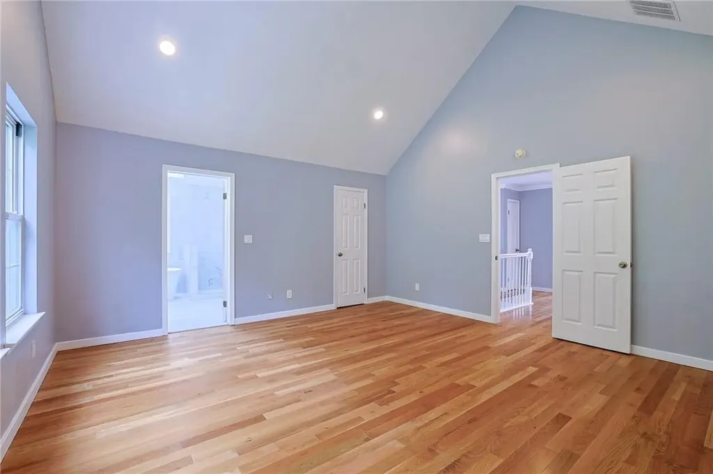 10 Carlton Court Peekskill NY 10566
