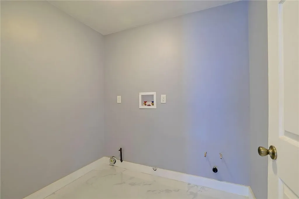 10 Carlton Court Peekskill NY 10566