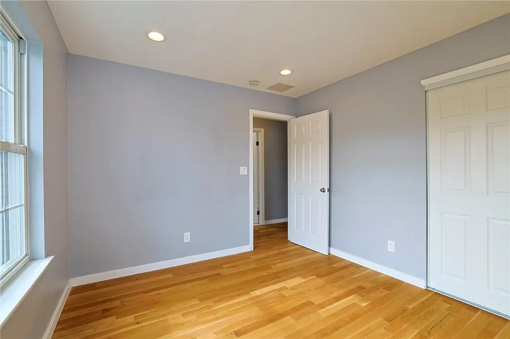10 Carlton Court Peekskill NY 10566
