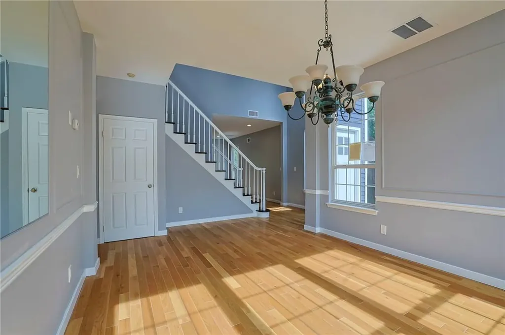 10 Carlton Court Peekskill NY 10566