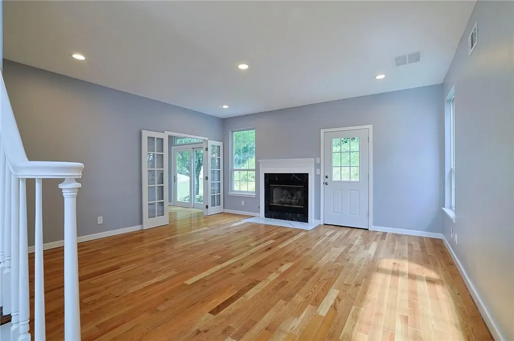 10 Carlton Court Peekskill NY 10566