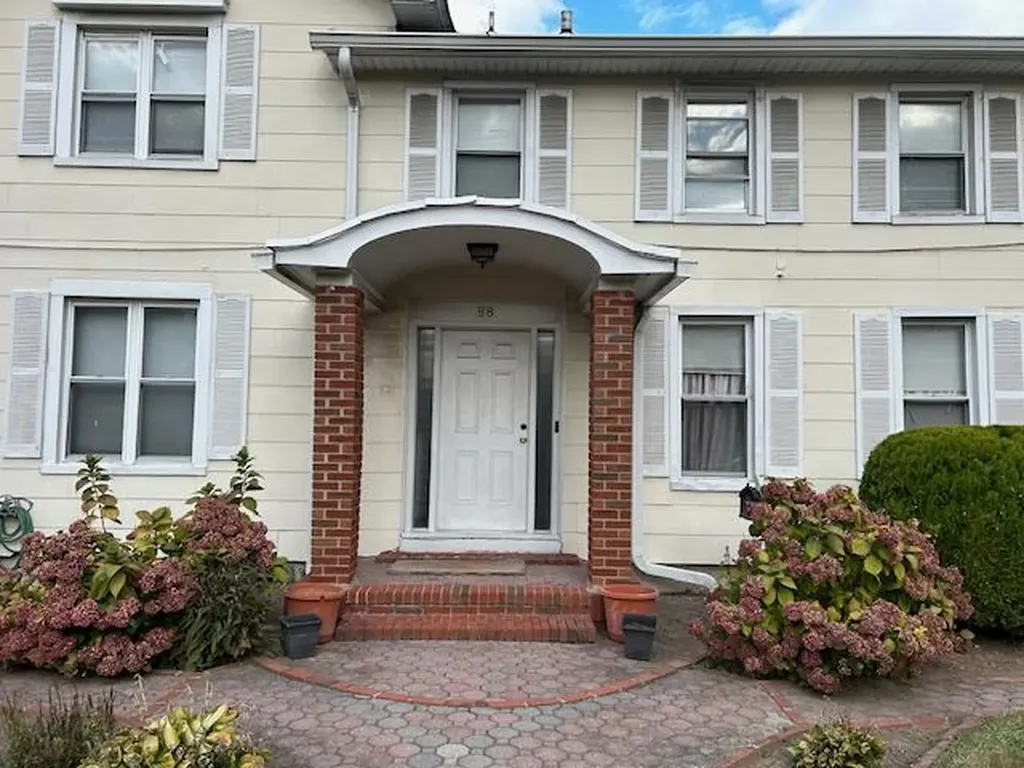88 Echo Avenue New Rochelle NY 10801