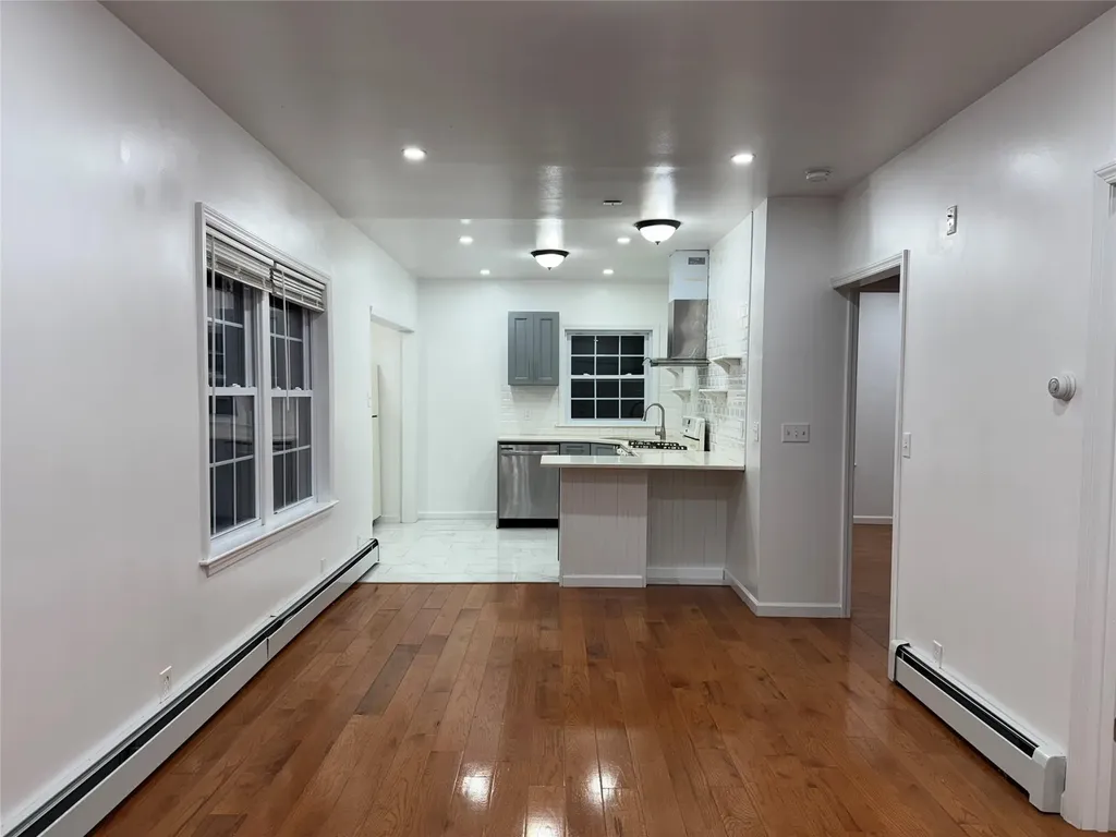 8 High Street New Windsor NY 12553