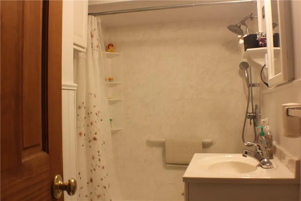 56 Crestwood Boulevard Poughkeepsie NY 12603