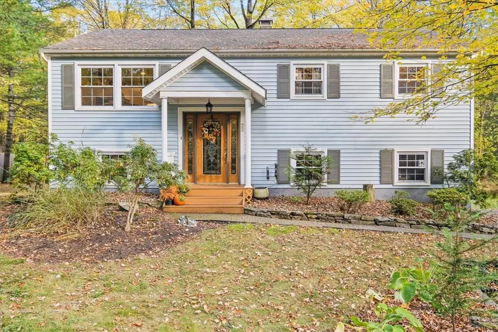 23 Van Dam Road Hyde Park NY 12538